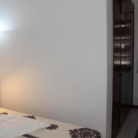 Lejlighed T3 Gemeas 20m Da Olhos De Agua *